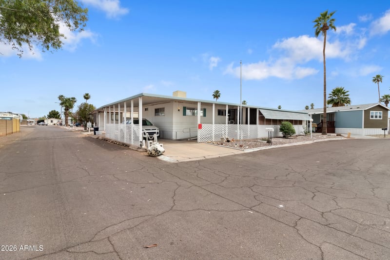 701 Dobson Rd #448, Mesa, AZ 85202