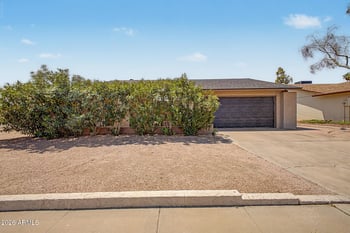 701 Los Lagos Vista Ave, Mesa, AZ 85210