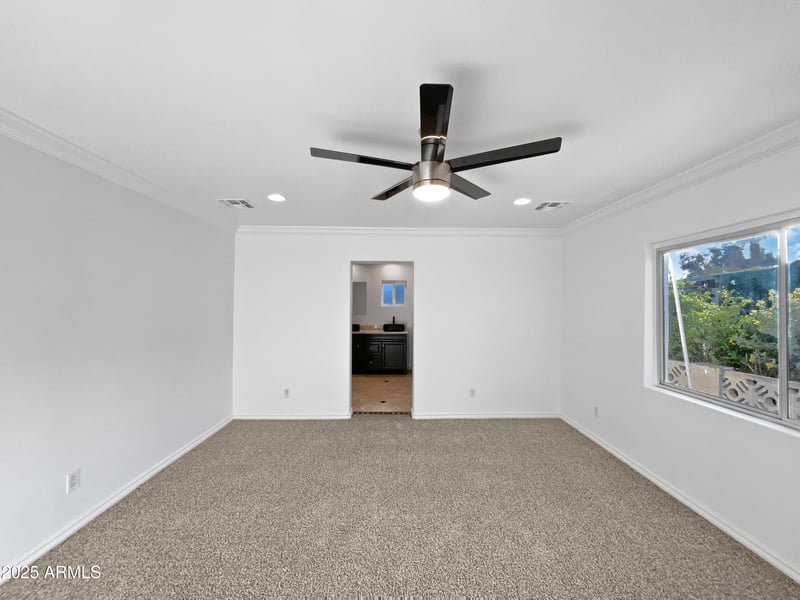 701 Wilshire Dr, Phoenix, AZ 85007