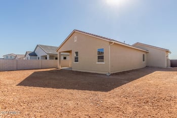 7010 Drygulch Rd, San Tan Valley, AZ 85143