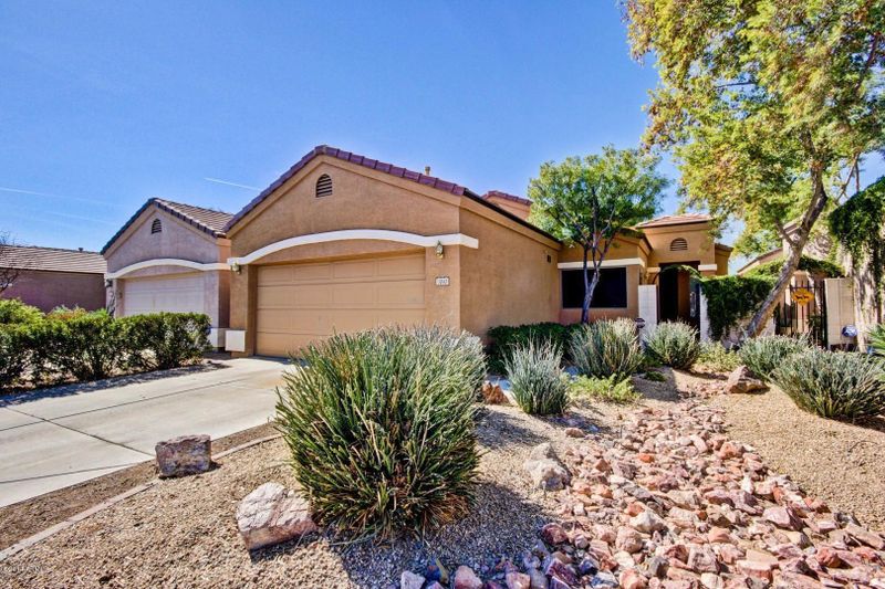 7010 S 32nd Pl, Phoenix, AZ 85042