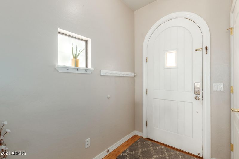 7011 S Golfside Ln, Phoenix, AZ 85042