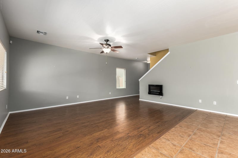 7011 Mercer Ln, Peoria, AZ 85345