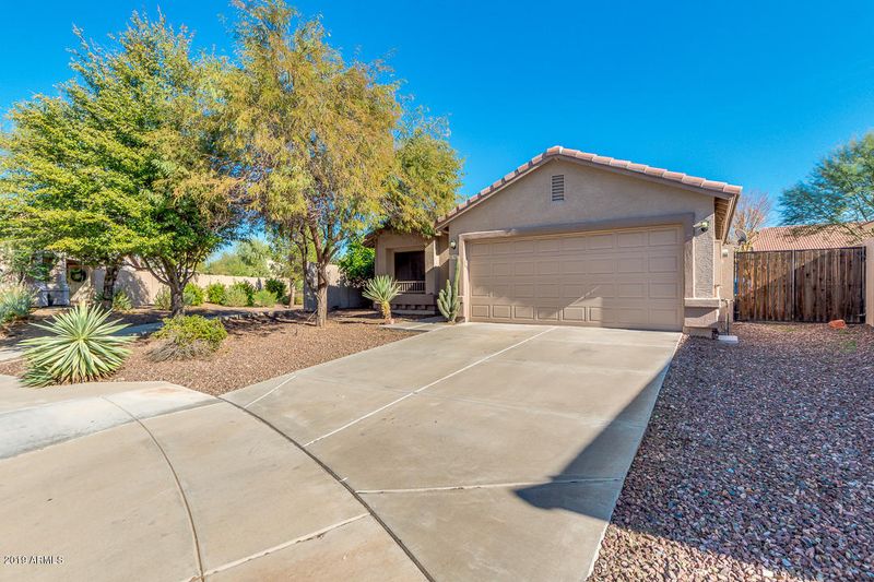 7013 S 44th Ln, Laveen, AZ 85339
