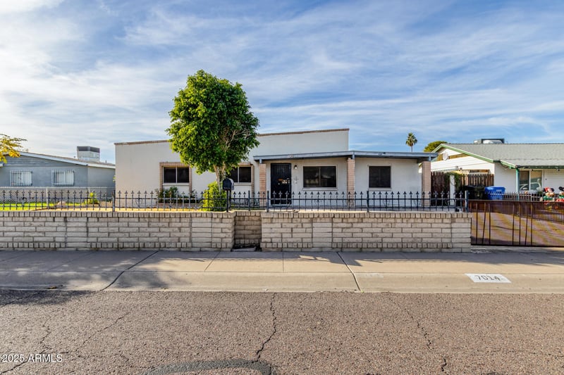 7014 S 17th Ave, Phoenix, AZ 85041