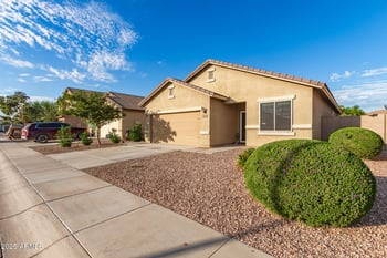 7015 77th Ln, Laveen, AZ 85339