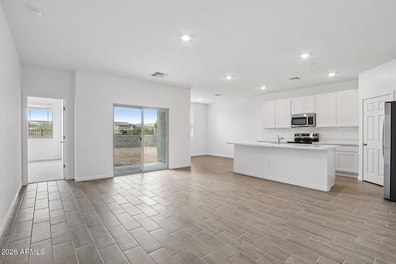 7015 E Bisbee St, San Tan Valley, AZ 85143