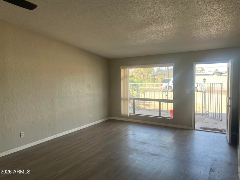 7015 E Wilshire Dr, Scottsdale, AZ 85257