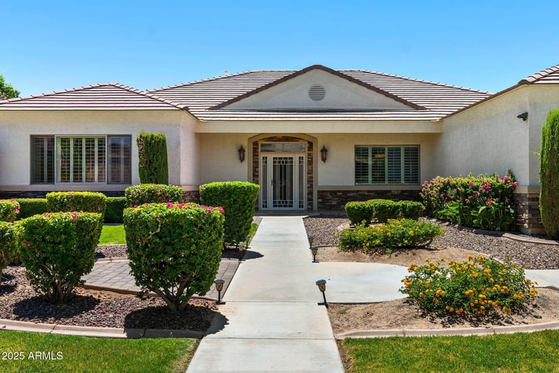 7015 Granada St, Mesa, AZ 85207