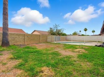 7015 Mclellan Rd, Glendale, AZ 85303