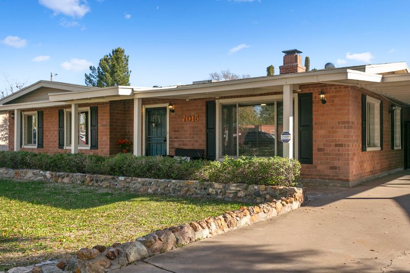 7015 N 14th Pl, Phoenix, AZ 85020