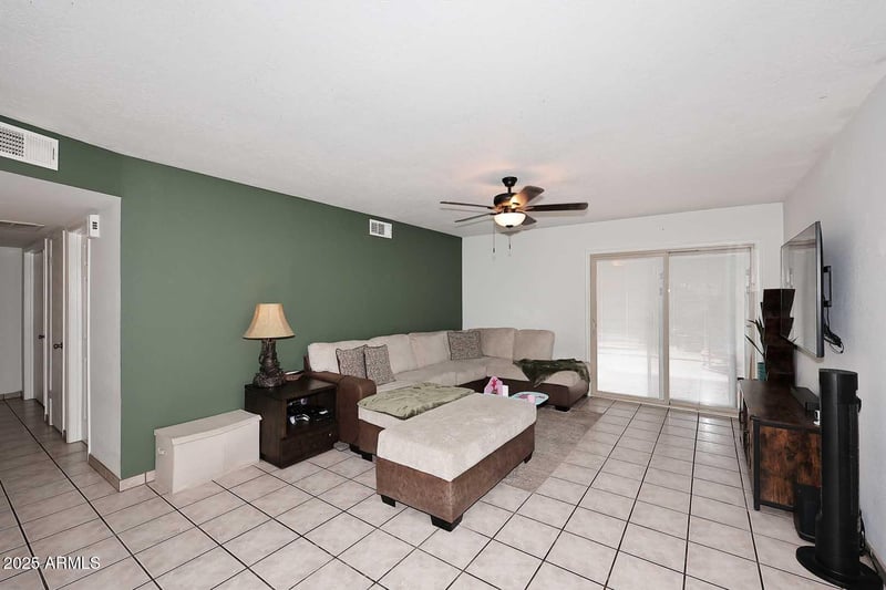 7015 Ocotillo Rd, Glendale, AZ 85303