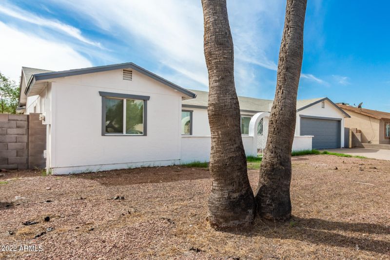 7015 W Monte Vista Rd, Phoenix, AZ 85035