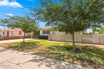 7015 W Wolf St, Phoenix, AZ 85033