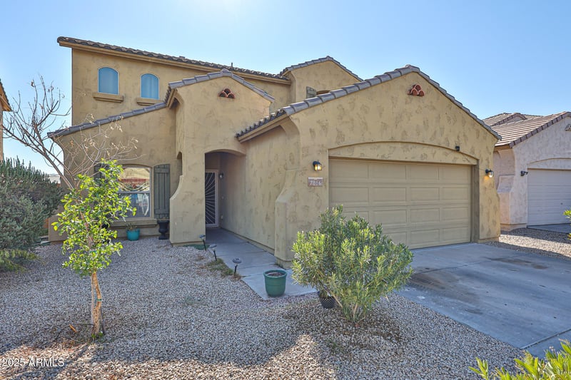 7016 54th Ln, Laveen, AZ 85339