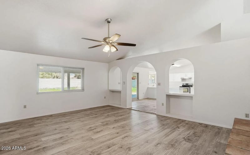 7016 Menlo St, Mesa, AZ 85207