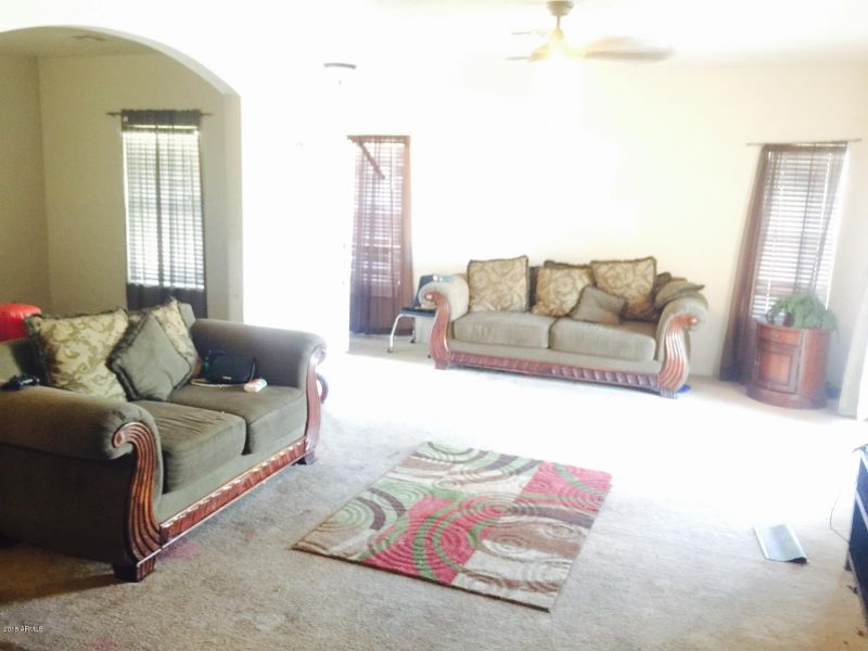 7016 W Pierce St, Phoenix, AZ 85043