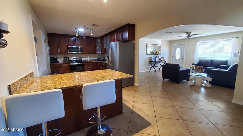 7017 33rd Ave, Phoenix, AZ 85051