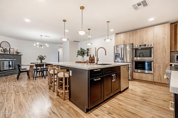 7018 13th St, Phoenix, AZ 85020