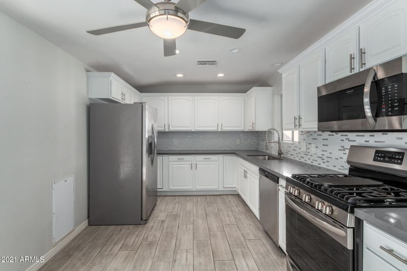 7019 E Oak St, Scottsdale, AZ 85257