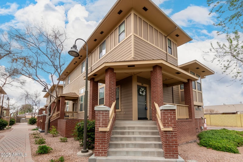 702 Beck Ave, Tempe, AZ 85281