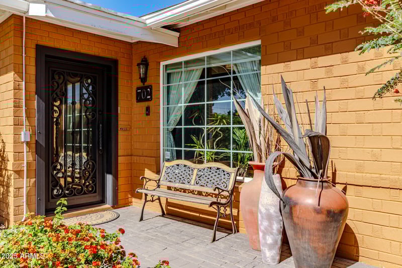 702 Cambridge Ave, Phoenix, AZ 85007