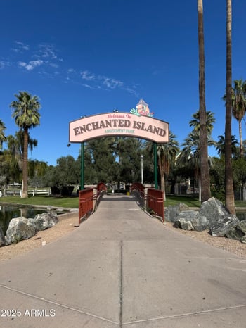 702 Cambridge Ave, Phoenix, AZ 85007