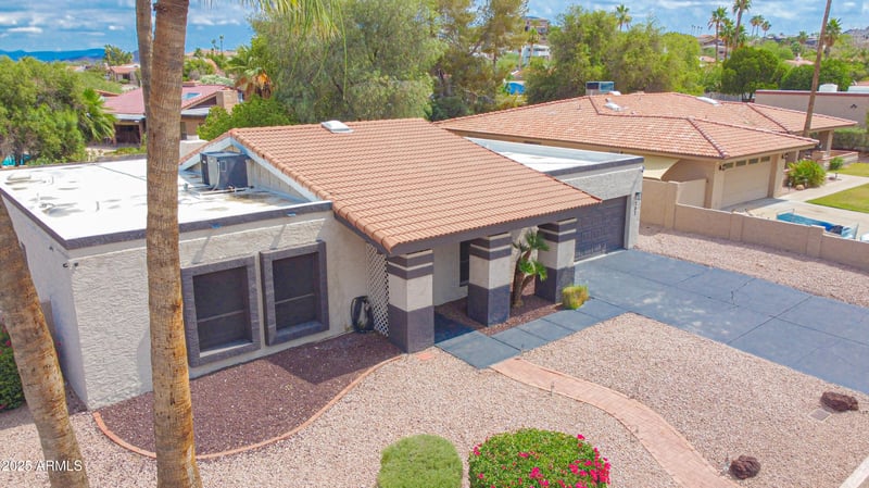 702 Coral Gables Dr, Phoenix, AZ 85022