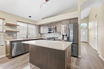 702 E Kyle Dr, Gilbert, AZ 85296