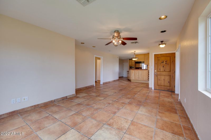 702 E State Ave, Phoenix, AZ 85020