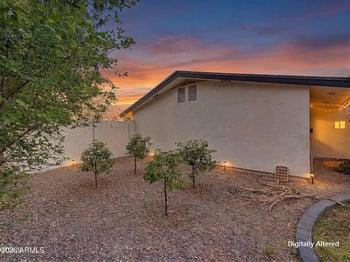 702 Rose Ln, Phoenix, AZ 85013