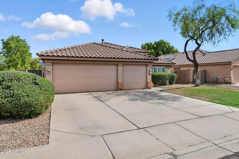 702 Scott Ave, Gilbert, AZ 85233