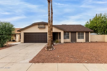 702 Sequoia Dr, Phoenix, AZ 85027
