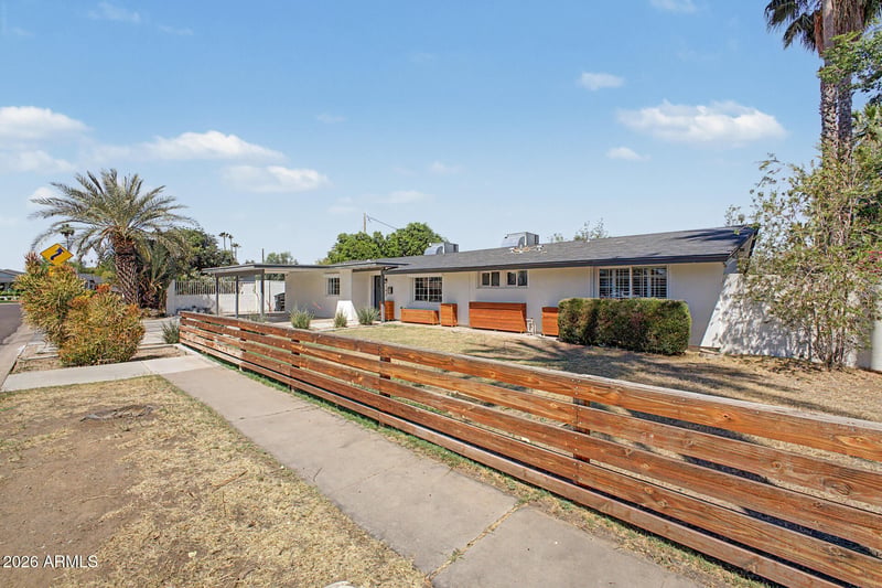 702 Rose Ln, Phoenix, AZ 85013