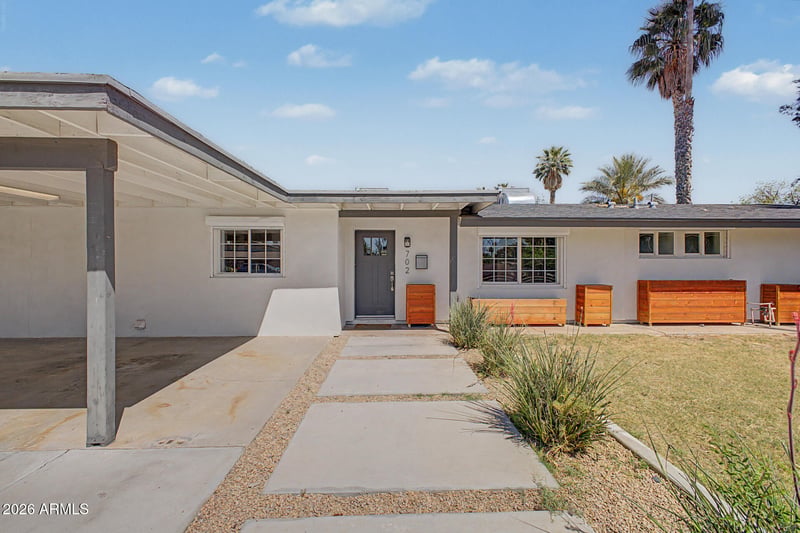 702 Rose Ln, Phoenix, AZ 85013