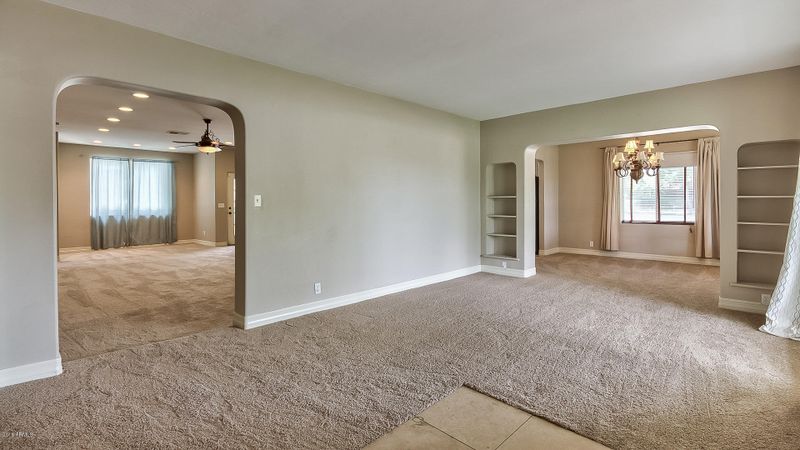 702 W Solano Dr, Phoenix, AZ 85013
