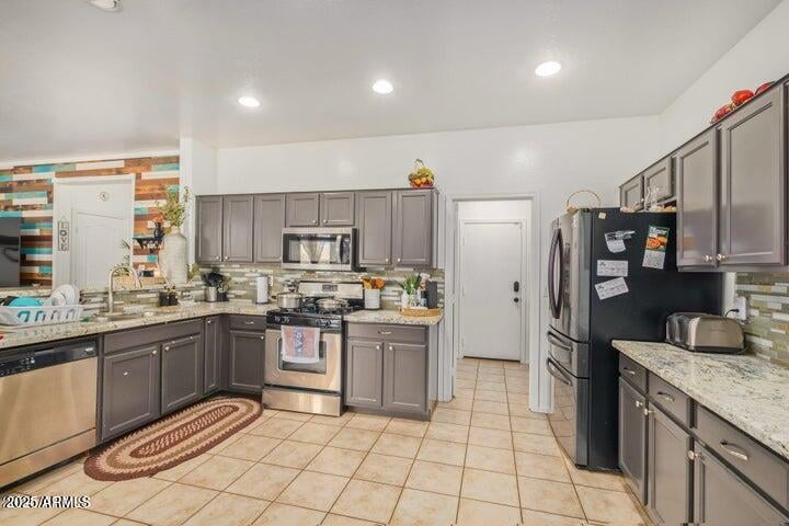 7020 St Charles Ave, Laveen, AZ 85339