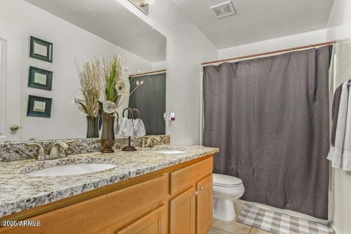 7020 St Charles Ave, Laveen, AZ 85339