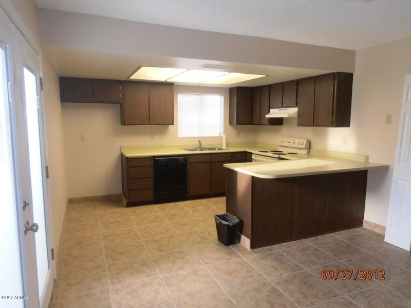 7020 W Lewis Ave, Phoenix, AZ 85035