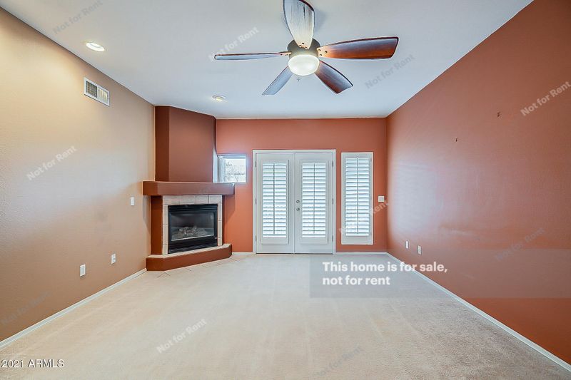 7021 E Earll Dr #205, Scottsdale, AZ 85251