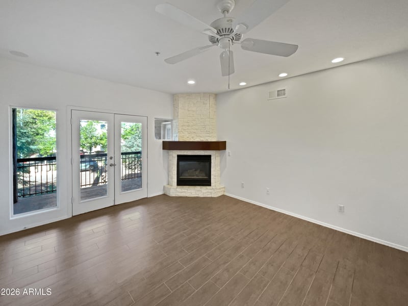 7021 Earll Dr #204, Scottsdale, AZ 85251