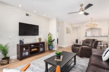 7021 Earll Dr #215, Scottsdale, AZ 85251