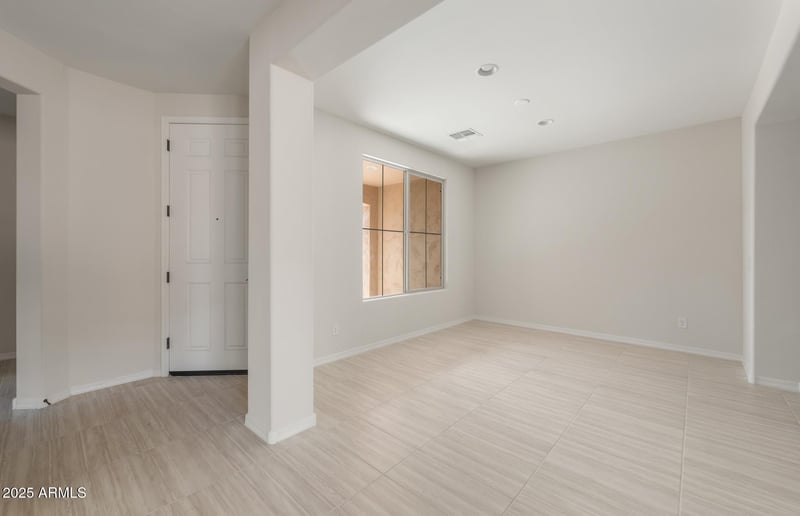 7022 Plum Rd, Peoria, AZ 85383