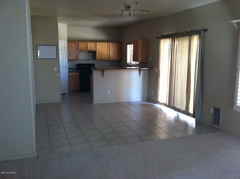 7023 S 30th St, Phoenix, AZ 85042