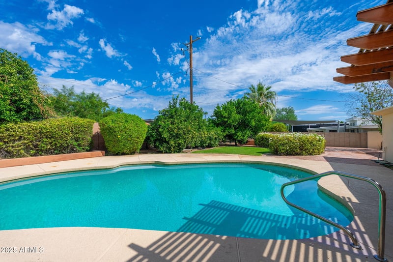 7024 Orange Blossom Ln, Paradise Valley, AZ 85253
