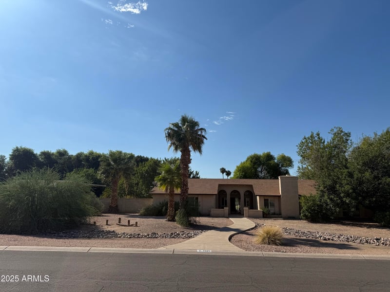 7025 Redfield Rd, Peoria, AZ 85381