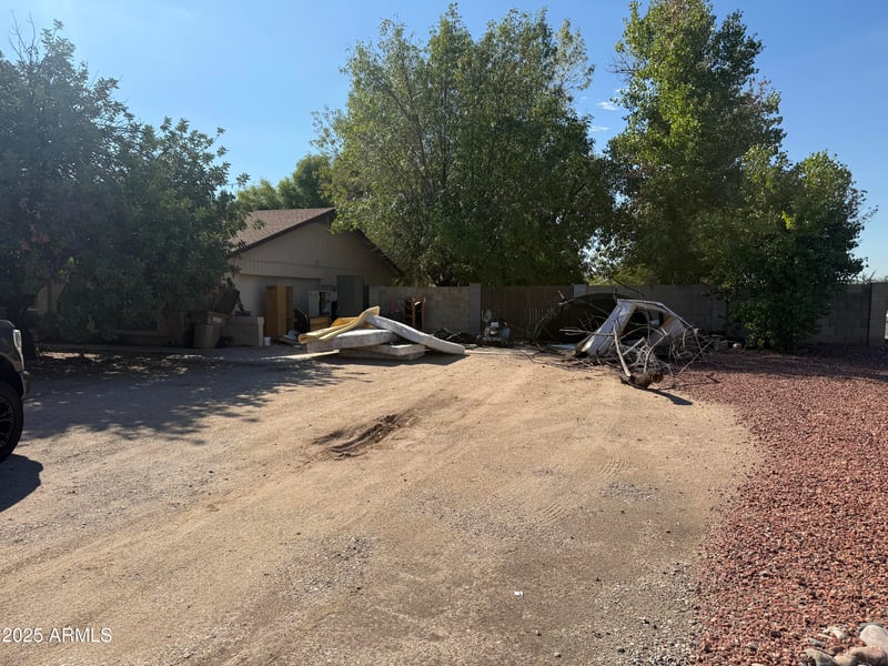 7025 Redfield Rd, Peoria, AZ 85381