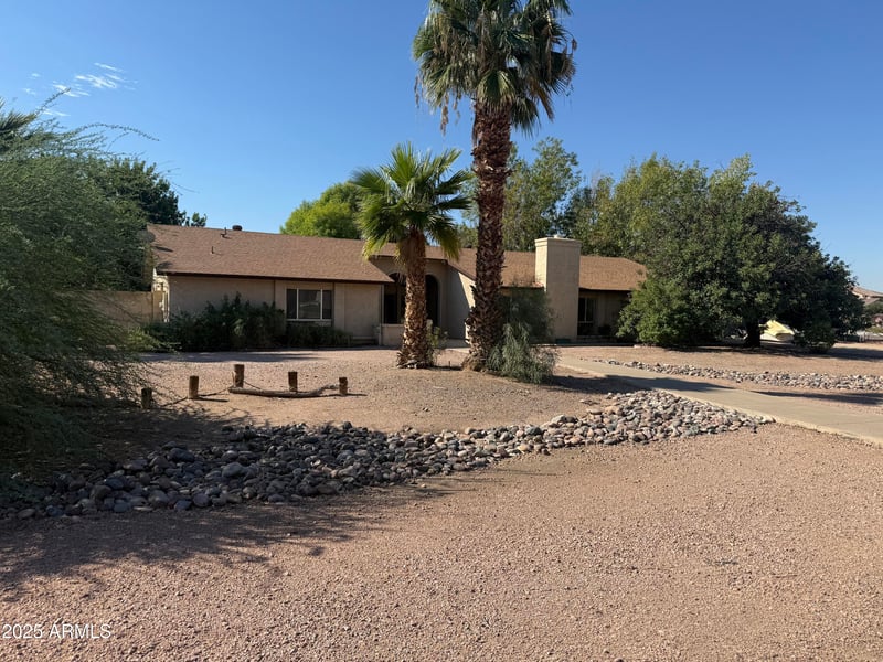7025 W Redfield Rd, Peoria, AZ 85381