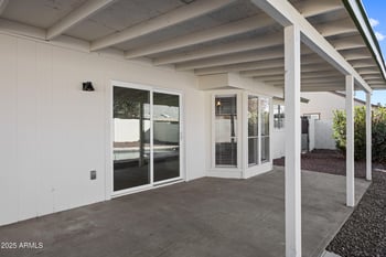 7026 Jenan Dr, Peoria, AZ 85345