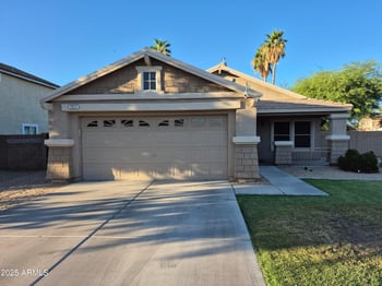 7027 Midway Ave, Glendale, AZ 85303
